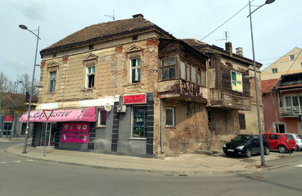 Пожаревац (не) препушта забораву Ристу Колоњаса: Кућа Грка добротвора чека обнову